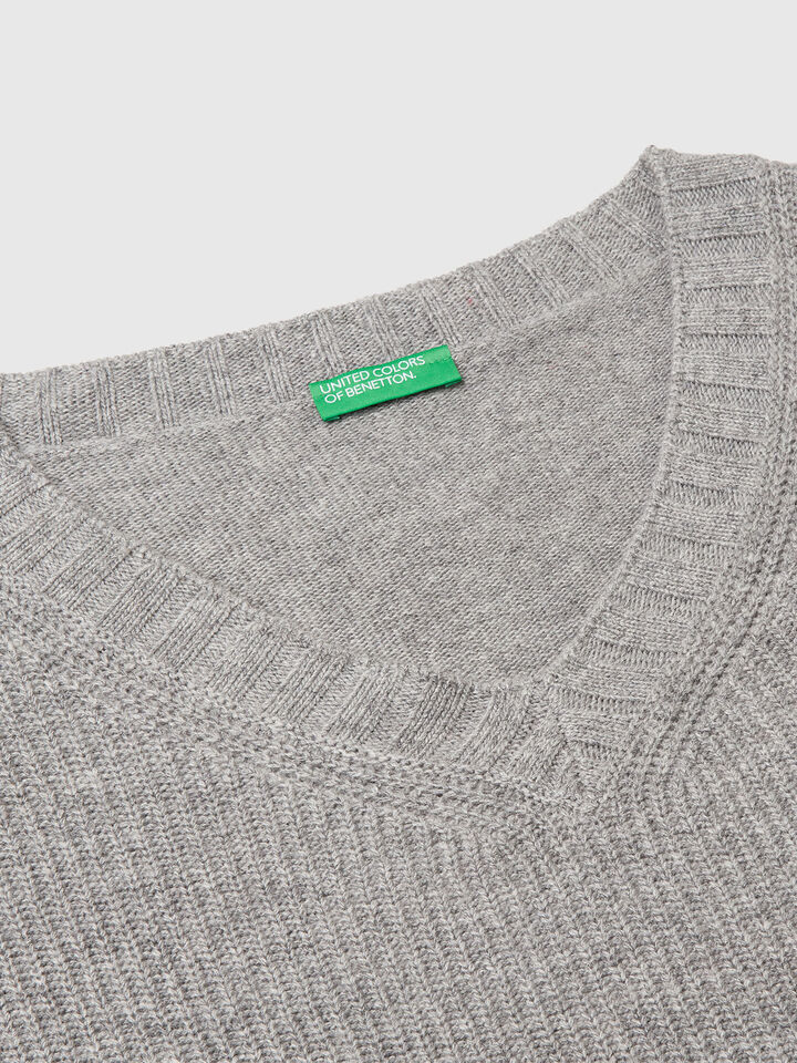 V NECK SWEATER L/S Women image number 7